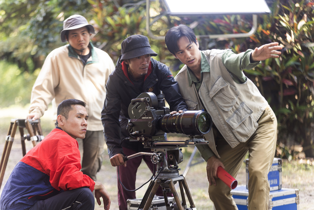 鍾承翰回憶模特兒時期，曾遇貴人賞識並推薦參與品牌選拔，讓他能踏上精品秀舞台，累積寶貴經驗。