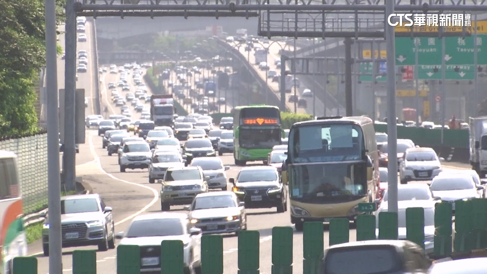 228連假首日國道湧車潮紫爆　避9大地雷路段