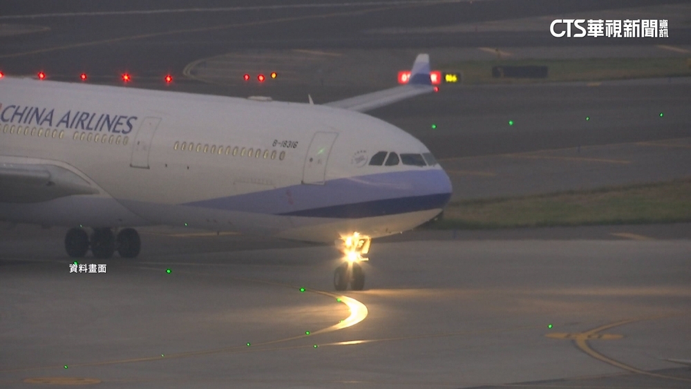 廣州回台班機延誤逾6小時　旅客下機後「行李沒回來」...