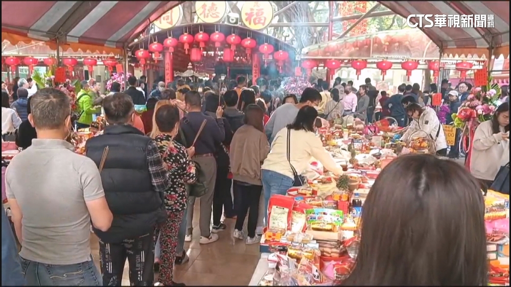 「龍抬頭」土地公頭牙　台中最有錢土地公借發財金