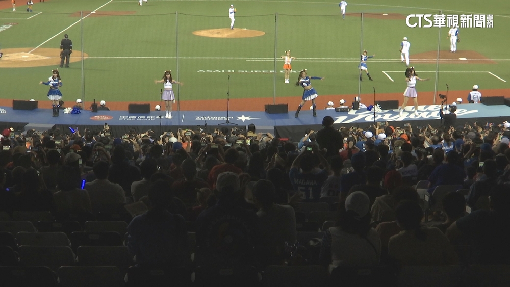 火腿隊交流賽登場！　暴紅「狐狸舞」首登大巨蛋