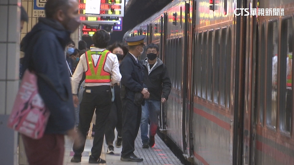 清明連假雙鐵開賣！　合計已賣逾57萬張車票