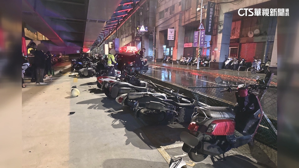 無照少年偷開車衝撞17車　家屬無力賠：要告去告