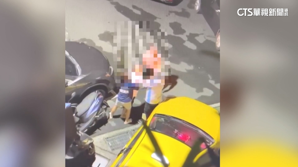 手機掉車上幫送回！不滿300元「車馬費」　乘客.運將互毆