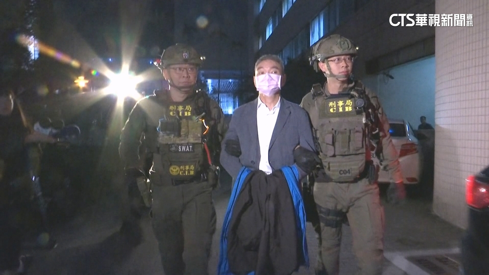 轉型當牧師！警問「有意爭幫主？」　麥可撇：別害我