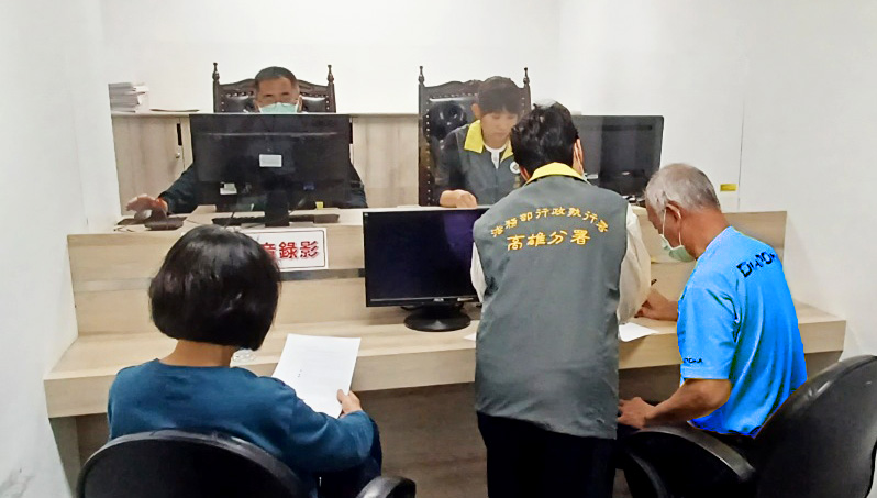 高雄瓦斯老董欠稅不繳遭留置　兒子急領514萬救父