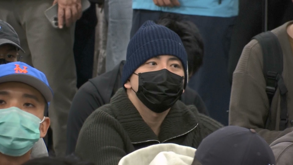 王大陸仍逃不掉兵役　今早面無表情壓線報到赴成功嶺