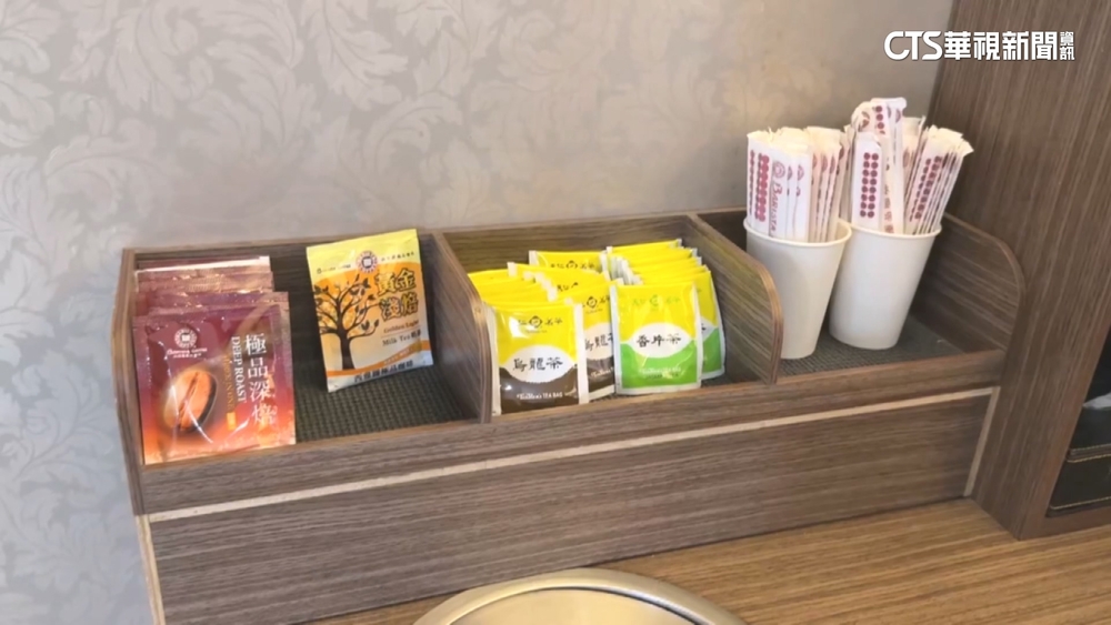 女非住客卻取用茶包　飯店勸阻無效告竊盜.遭判20天