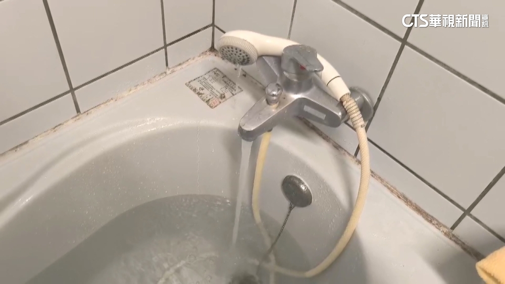 水深僅20cm！獨留3歲兒泡澡溺斃　爸媽殯儀館哭斷腸