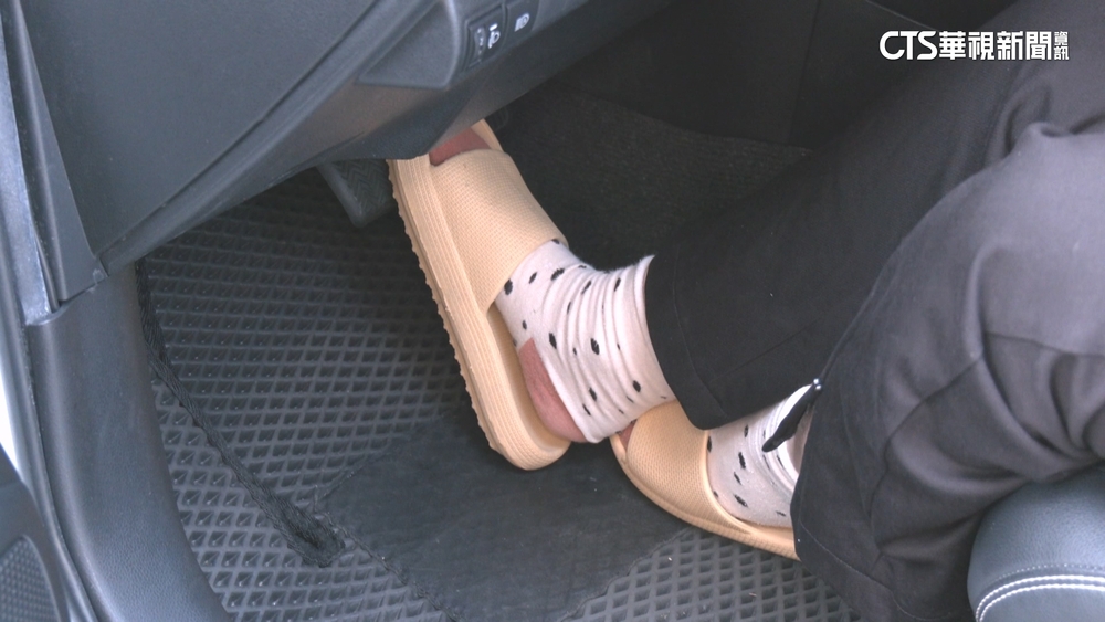 穿NG鞋開車更危險！　專家點名拖鞋.高跟鞋.厚底鞋