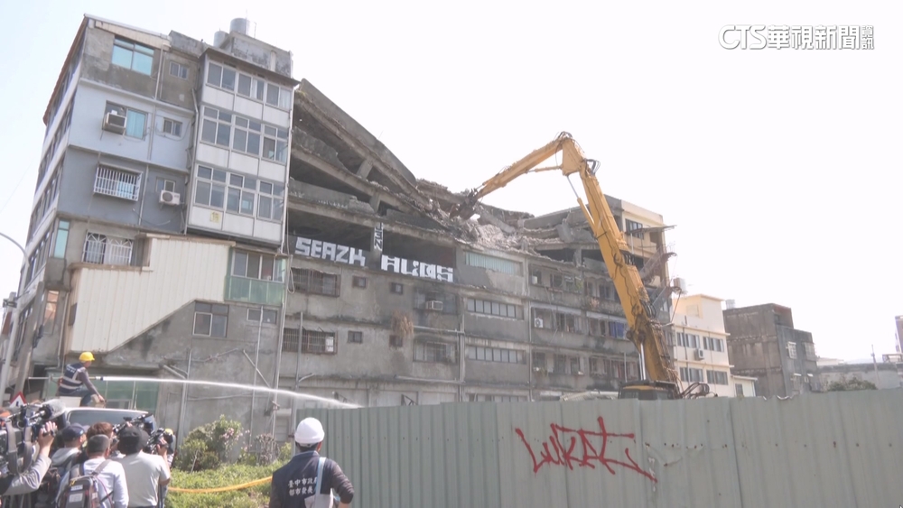 中市府借地清運塌樓土石　地主疑未被知會爆口角