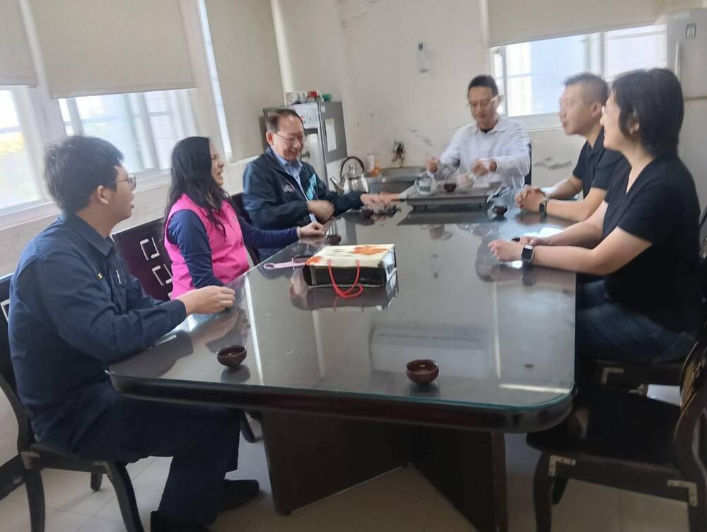 想臨停派出所遭員警轟走　彰縣議員賴清美送茶葉「致意」：化解誤會