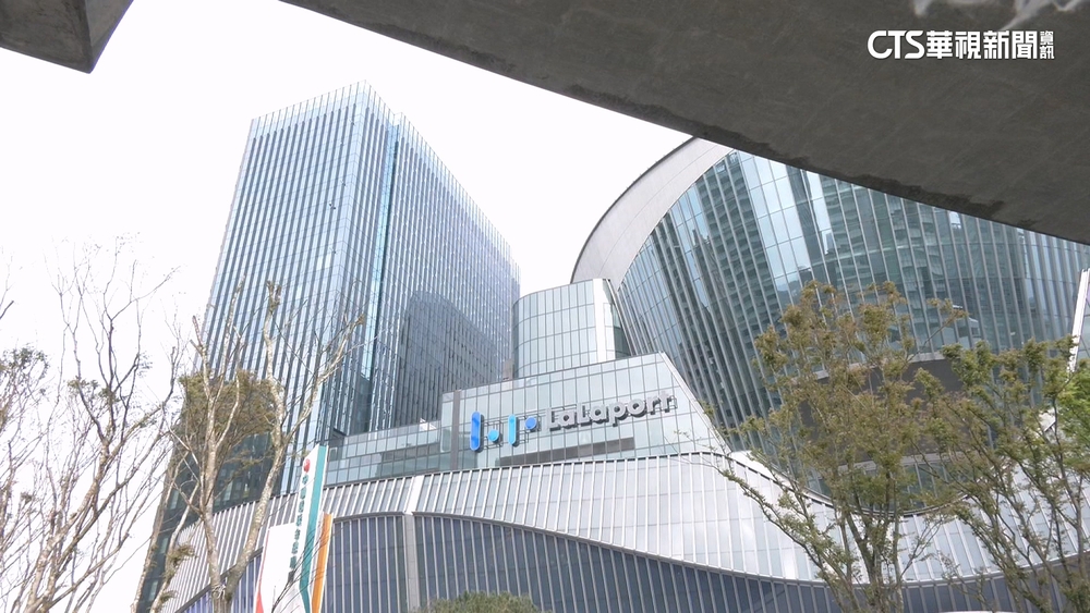 南港LaLaport開幕.周邊停車費跟漲！　網嘆：坐地起價