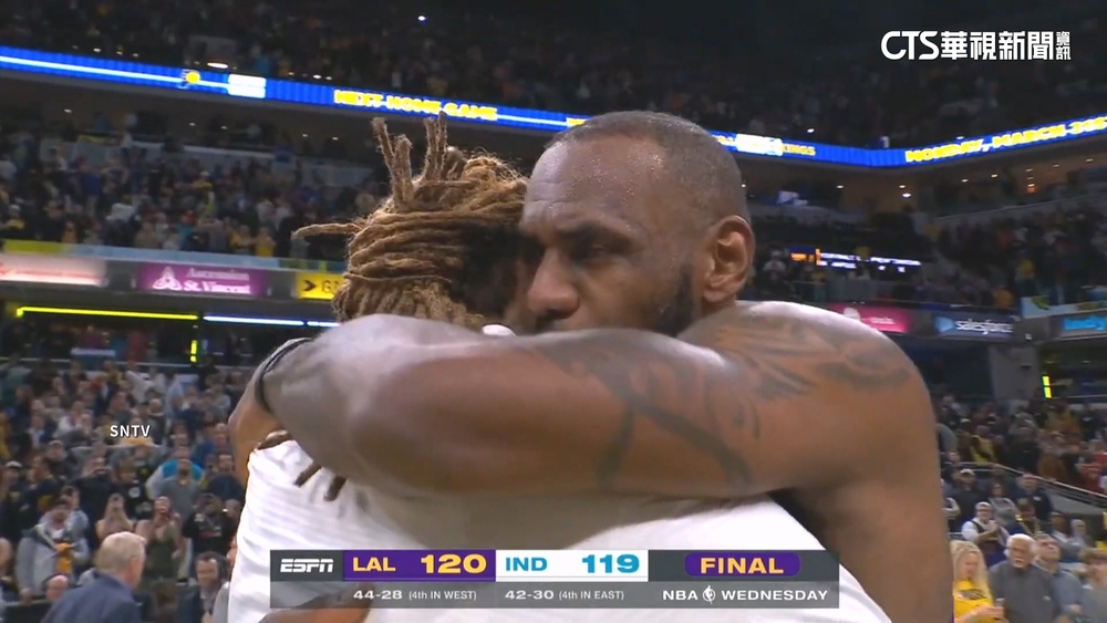 湖人萬人迷出戰溜馬！　Doncic.詹皇賽前心情好