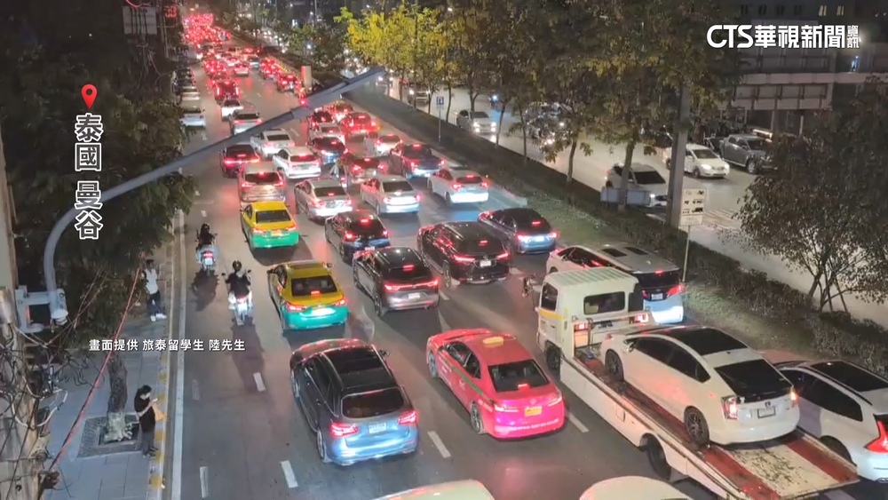 曼谷交通癱瘓！　摩托計程車喊價「80變300泰銖」