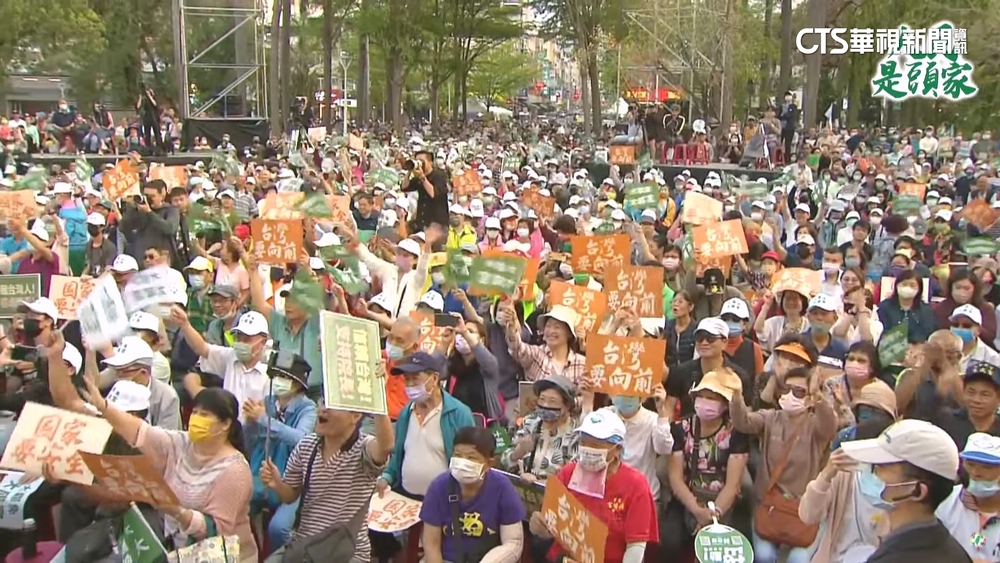 罷免戰！　綠「卓榮泰.陳其邁」高雄宣講　朱立倫回防「起家地」