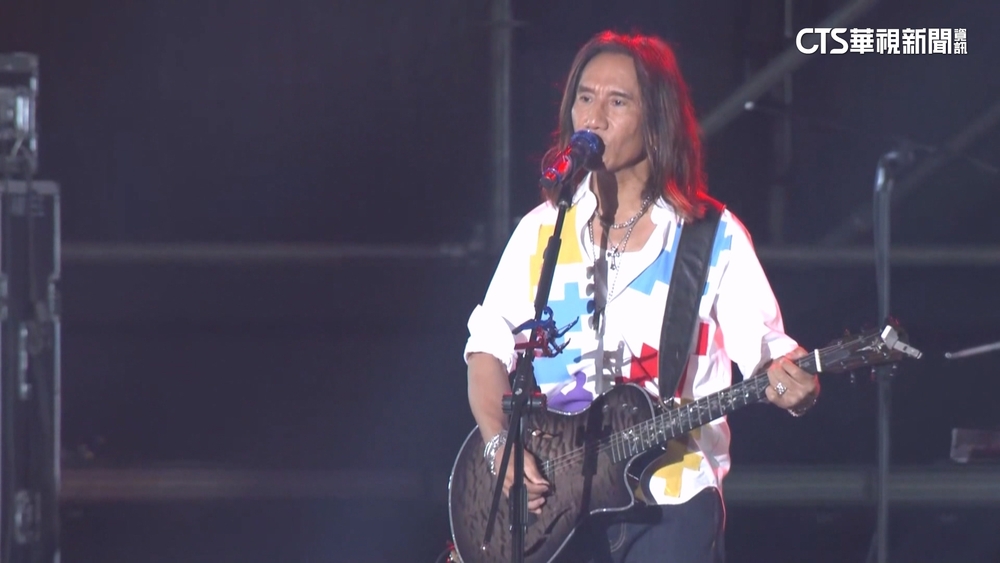 高雄櫻花季金秀賢演出臨時喊卡！　動力火車救火延長唱40分鐘