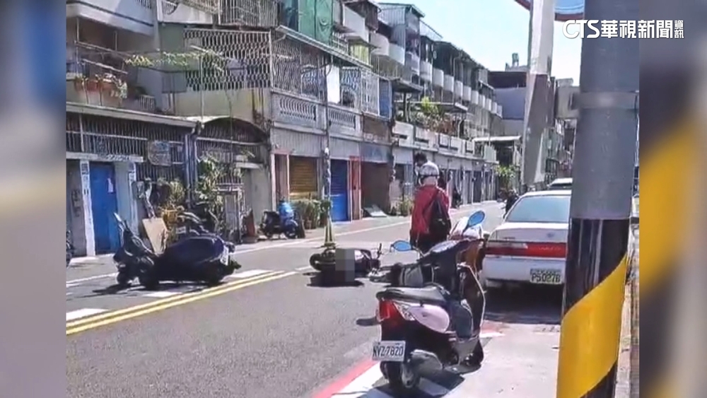 高雄鐵道一街巷口頻車禍　居民疑「無紅綠燈釀禍」？