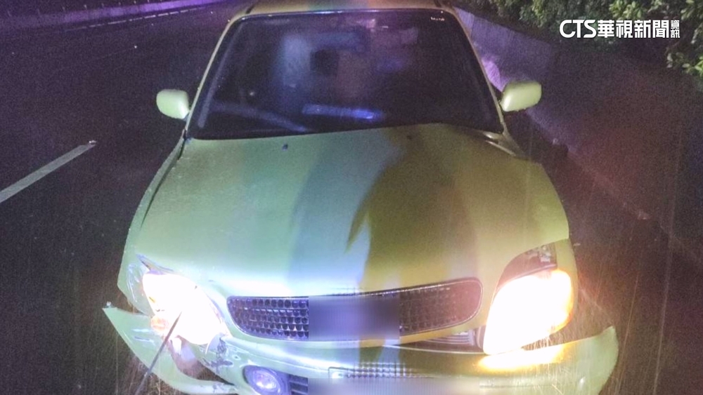 「你逆向！」　老翁酒駕逆上國道　撞2車又擦撞護欄