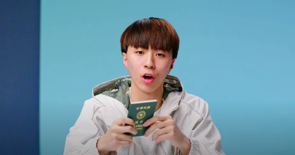 「台灣最強高中生」Ray登美國GQ　秀護照、美食喊：我來自台灣