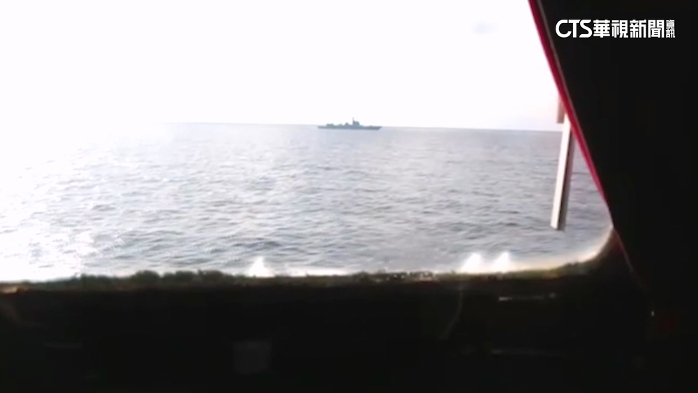 國共軍艦海上對峙！　解放軍叫囂「中領土不可分隔」