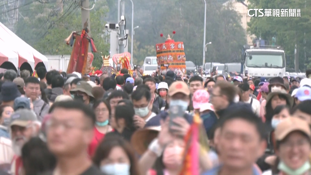 大甲媽遶境首日大延誤　彰警「鐵拳隊」進駐1級戰區