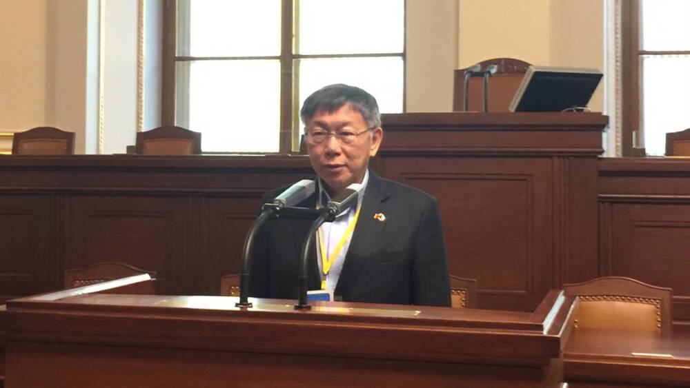 每天磕頭跪求公平審判柯文哲　陳佩琪列4點疑問：沒看抗告理由就延押