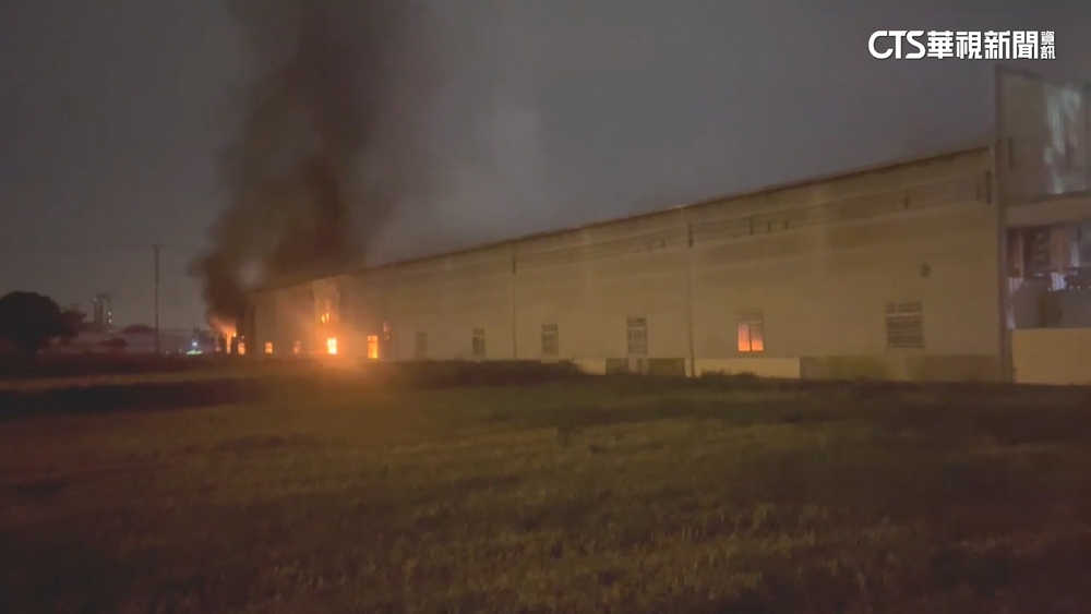 台中大雅CNC工廠火警　出動46消防員1.5小時撲滅