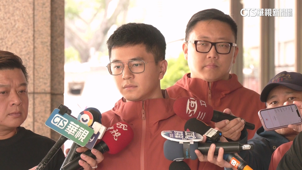 護子心切...　李孝亮母寄信給里長　「兒墨鏡照」當暗號