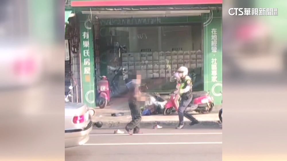 闖紅燈拒檢！男大街揮利器傷警　機車搜出毒品吸食器