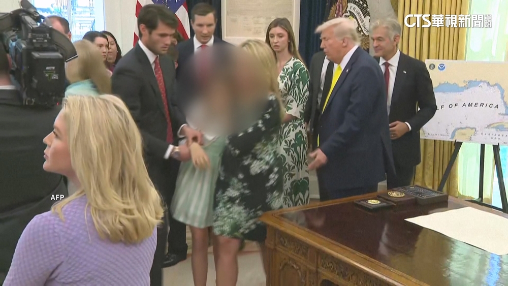 川普記者會「小女孩突暈倒」　現場媒體騷動