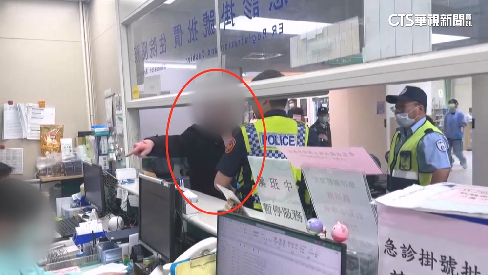 醉男沒帶健保卡嫌急診9千太貴　拍桌吼櫃台