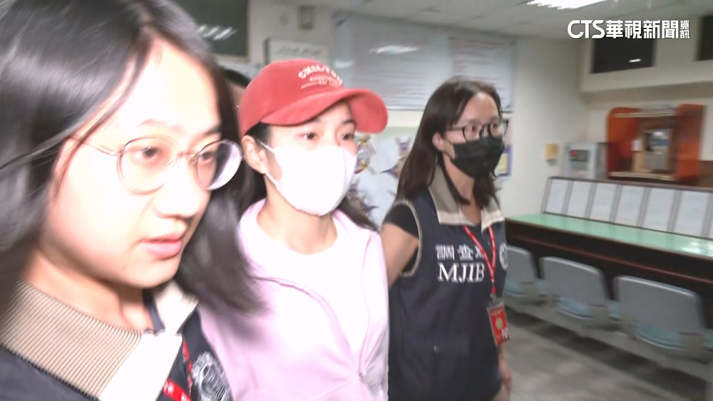 涉逃漏稅！一家四口列被告交保　家寧「折腰鞠躬」道歉