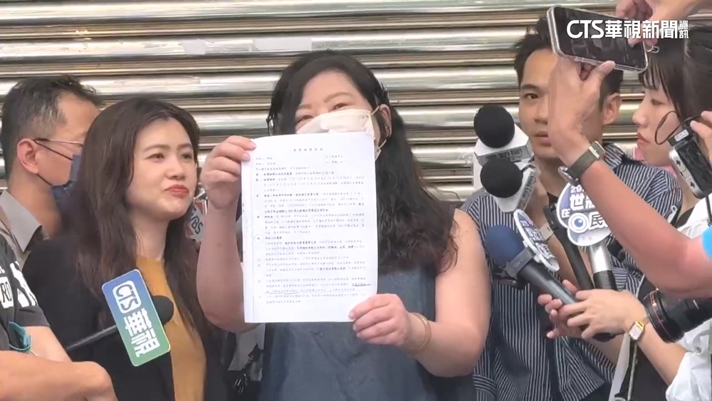 高雄飯糰店遭房東砸花盆疑逼退租　房東：拍照爆衝突