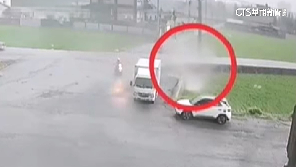 鋒面報到今變天　雷雨影響中北部.氣溫稍轉涼