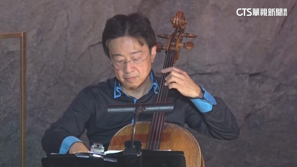 搭高鐵大提琴占位遭提醒　張正傑PO文訴苦挨轟歉