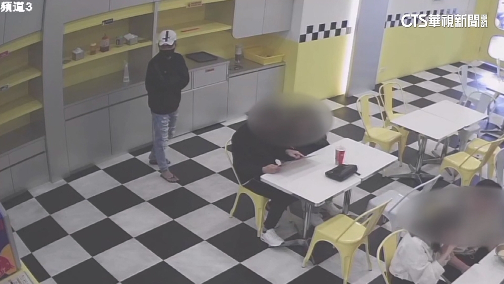 接連遇襲！炸雞店老闆控前東家謀害　爆去年「被請喝茶」