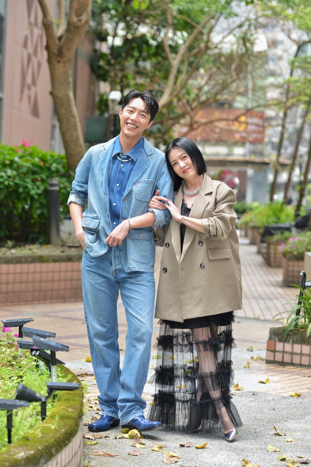 蔡凡熙、苗可麗分享擺攤趣事，虧禾浩辰有偶包。