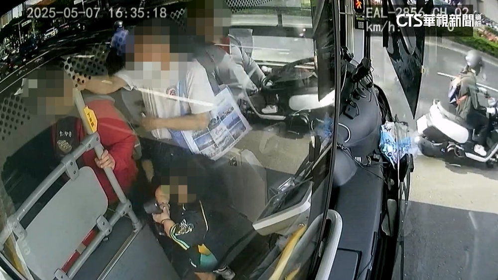 公車駕駛長被控暴走　業者：車上滿載會再教育