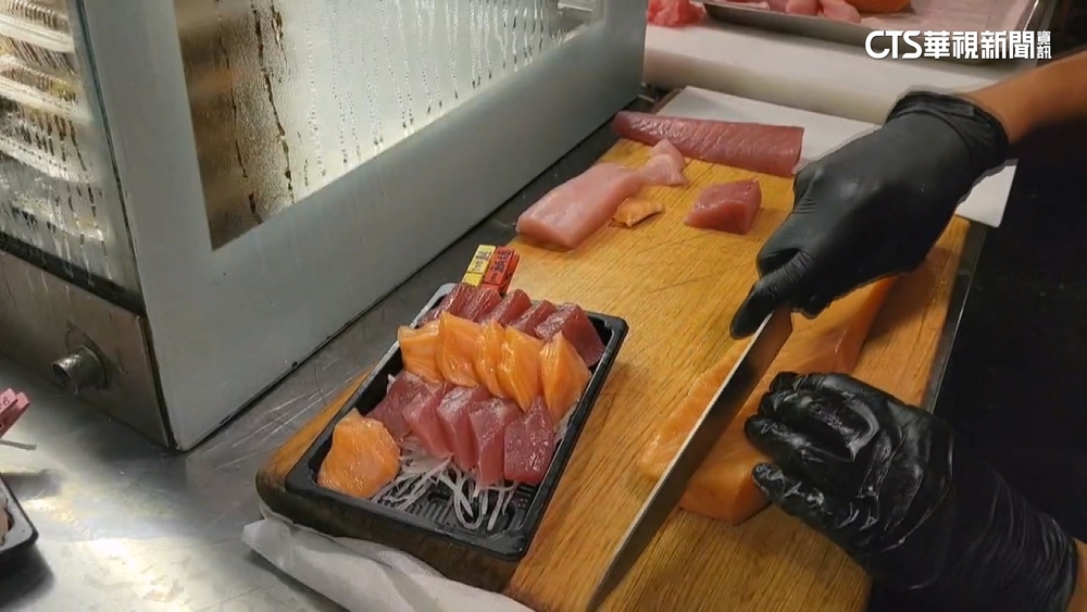 台人吃生魚片「鮭魚>鮪魚」　年吃逾60萬片與日大不同