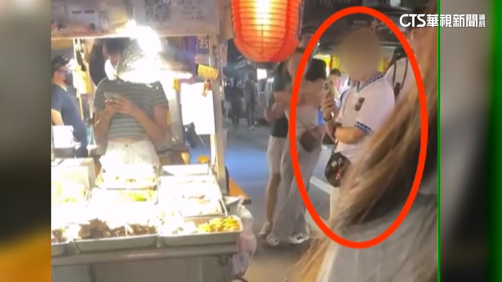 公館商圈出現「攝」狼！　手機滿滿短裙.短褲女性影像