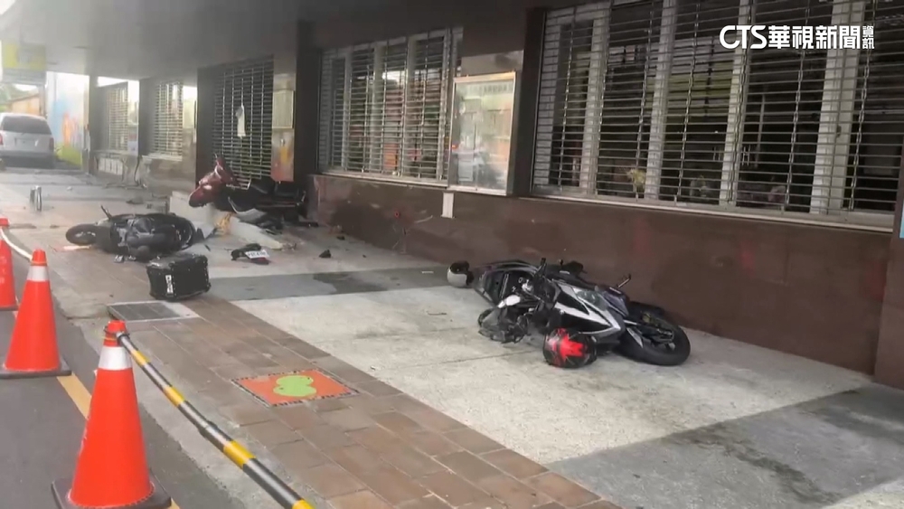 台南玉井廂型車暴衝　散步夫妻遭撞1死1傷