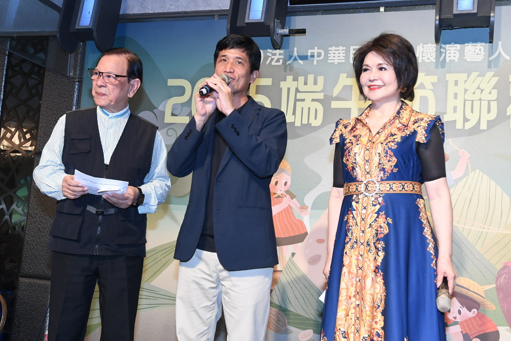 「114年關懷演藝人員端午佳節餐會」百位資深藝人齊聚敘舊 熱鬧合唱歡慶端午