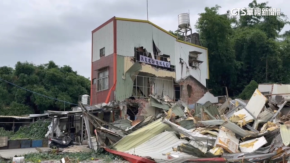 祖厝產權爭議老家被拆　9旬屋主遭抬屋外曬太陽