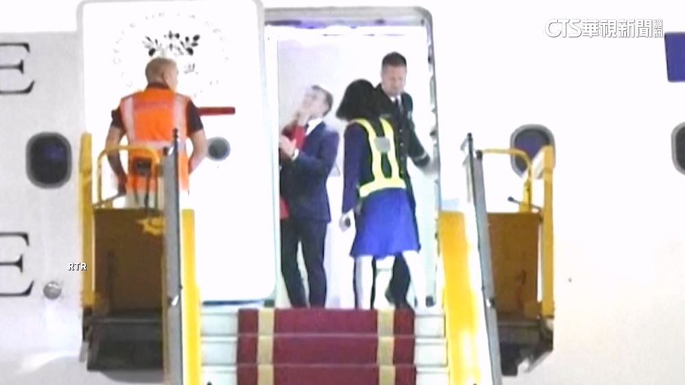 馬克宏越南國是訪問　被妻推臉掀家暴傳聞