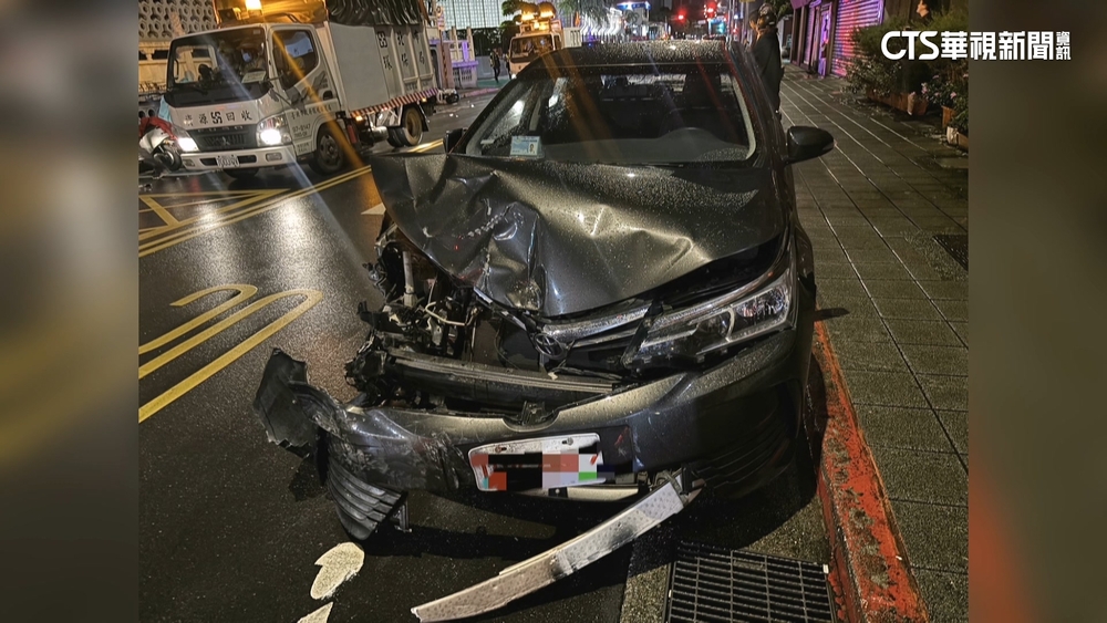台北永康街Uber暴衝　連撞13車害路人骨折