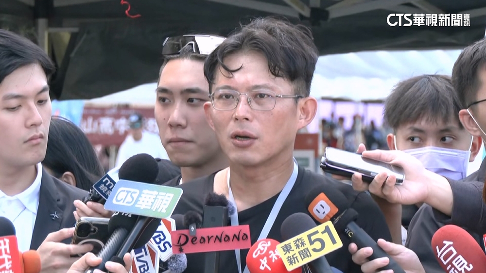 路透：美官員施壓別擋國防預算　黃國昌：從未提