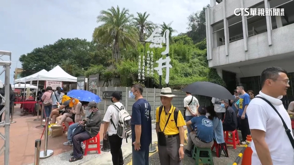 端午取午時水！台中劍井抽水供應　民眾熱情參與