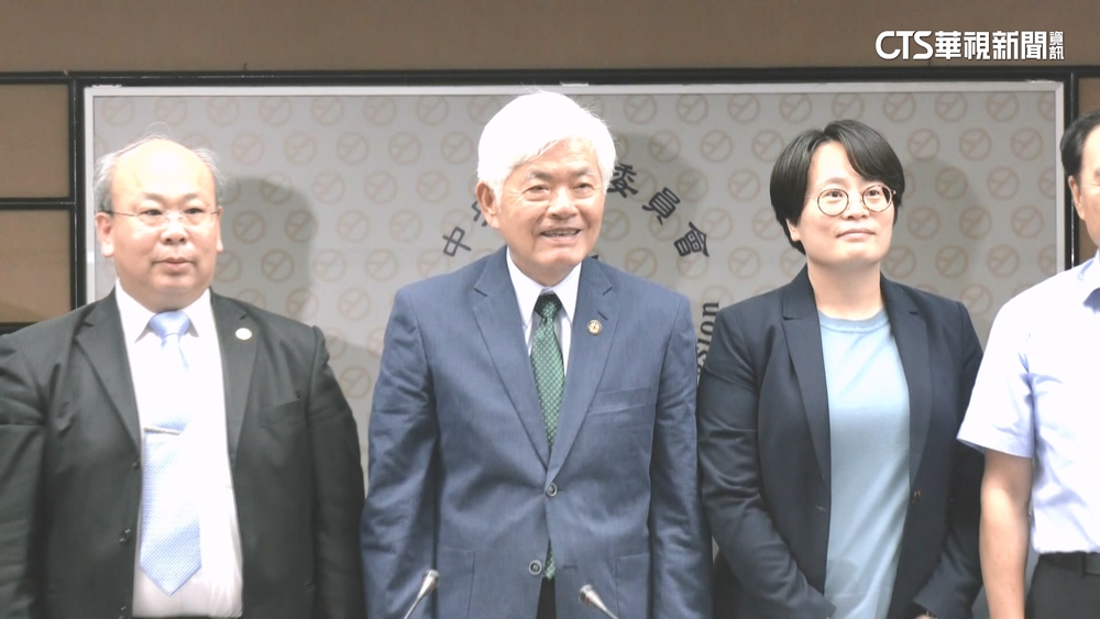 柯建銘稱投票日7/26.8/23　中選會：自行推估不予評論