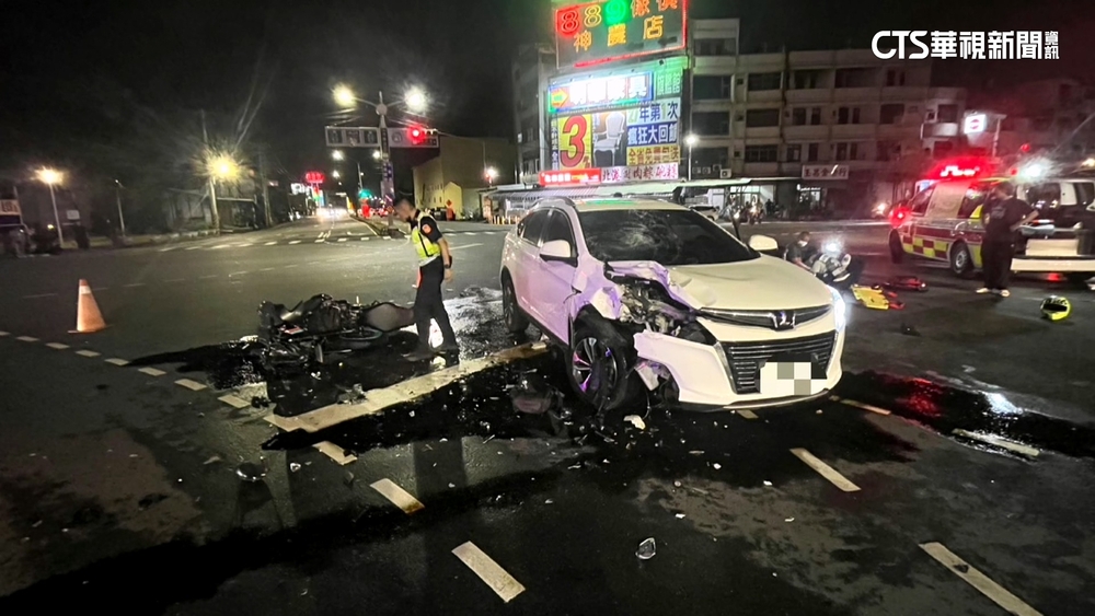 轎車左轉與直行重機碰撞　騎士送醫.肇因待釐清